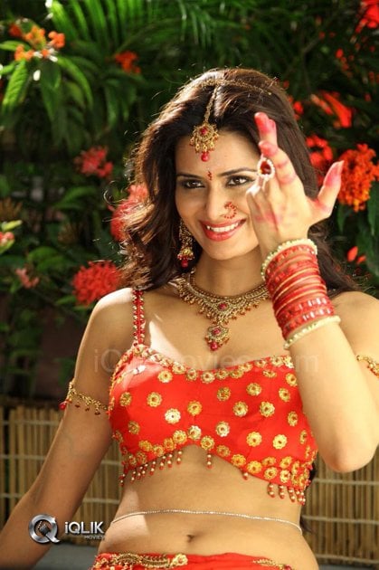 Meenakshi-Dixit